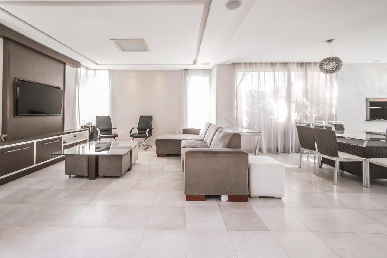 Casa De Alto Padrao Сasa de vacaciones Balneário Camboriú